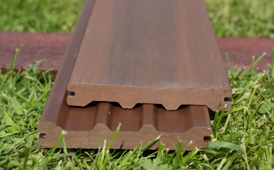 WPC Terasové prkno plné, přírodní ipe 21x140 x 2900 mm - rosewood